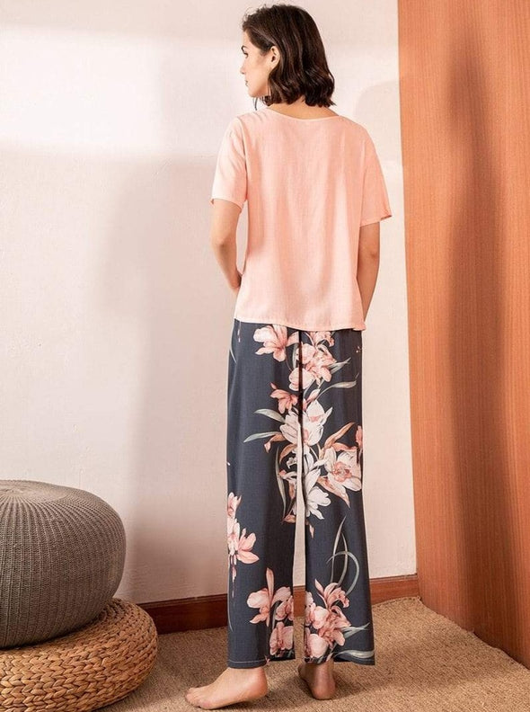 Bethany Floral Pajamas in Pink